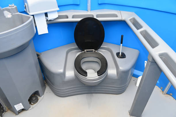 Best Portable restroom trailer rental  in Berea, KY